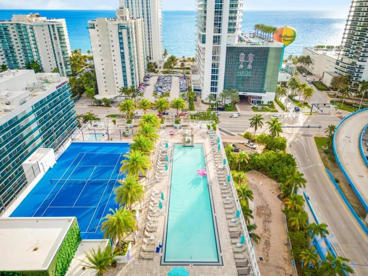 好莱坞Wrap Around Balcony - Insane Views - Amazing Pools公寓 外观 照片