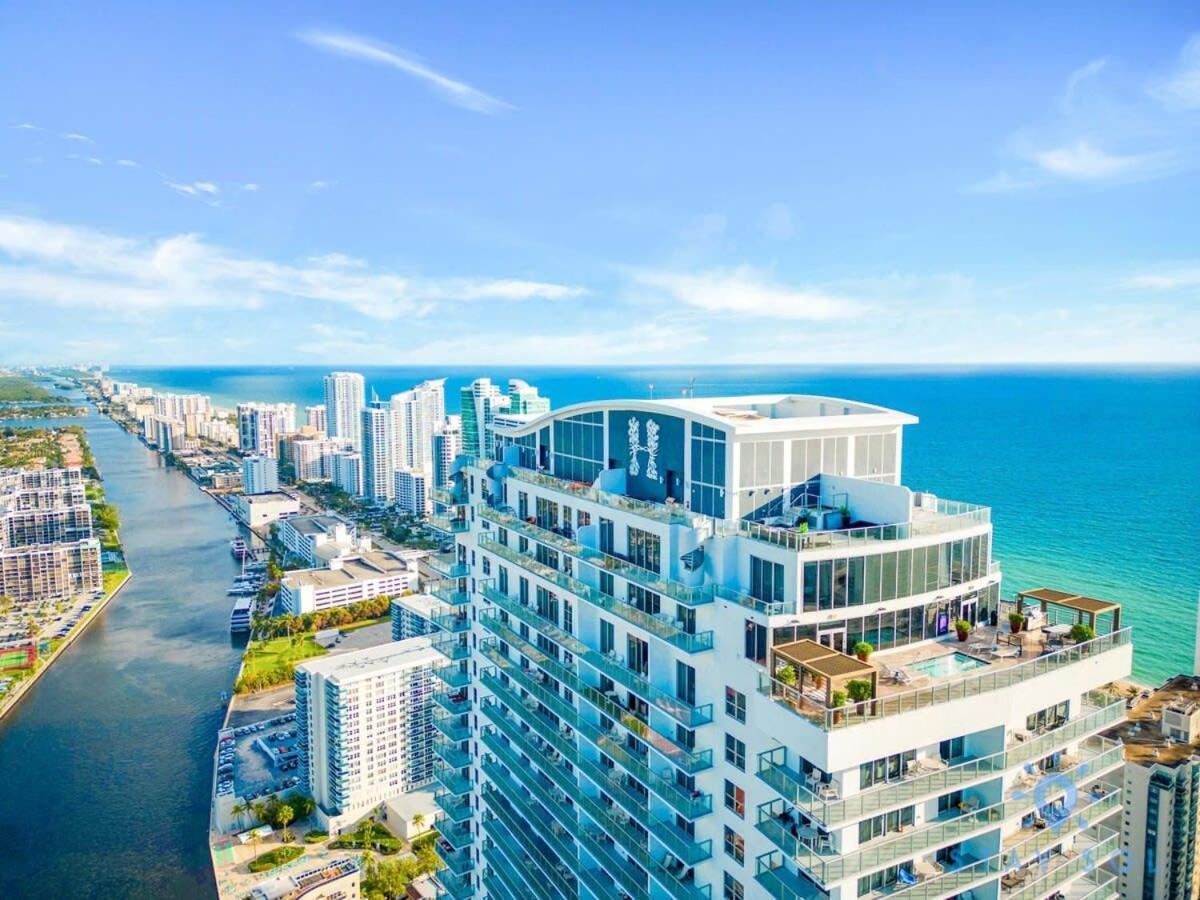好莱坞Wrap Around Balcony - Insane Views - Amazing Pools公寓 外观 照片